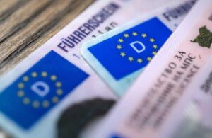 Європарламент ухвалив нові правила для водійських посвідчень у ЄС, спрямовані на підвищення безпеки дорожнього руху.